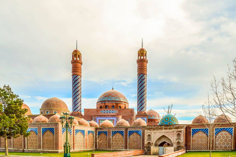 Mausoleum of the Imamzadeh